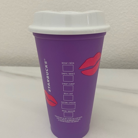 Starbucks Valentines Plastic Reusable Hot Cups With Lids 16 oz Lot Of 4 - Picture 3 of 4